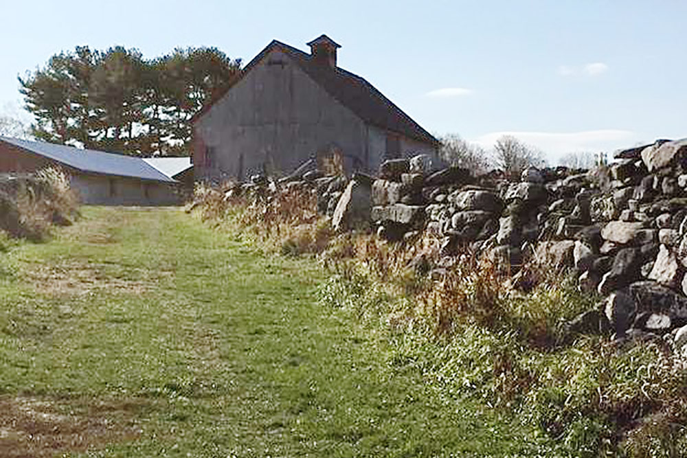 barn with fieldstone wall